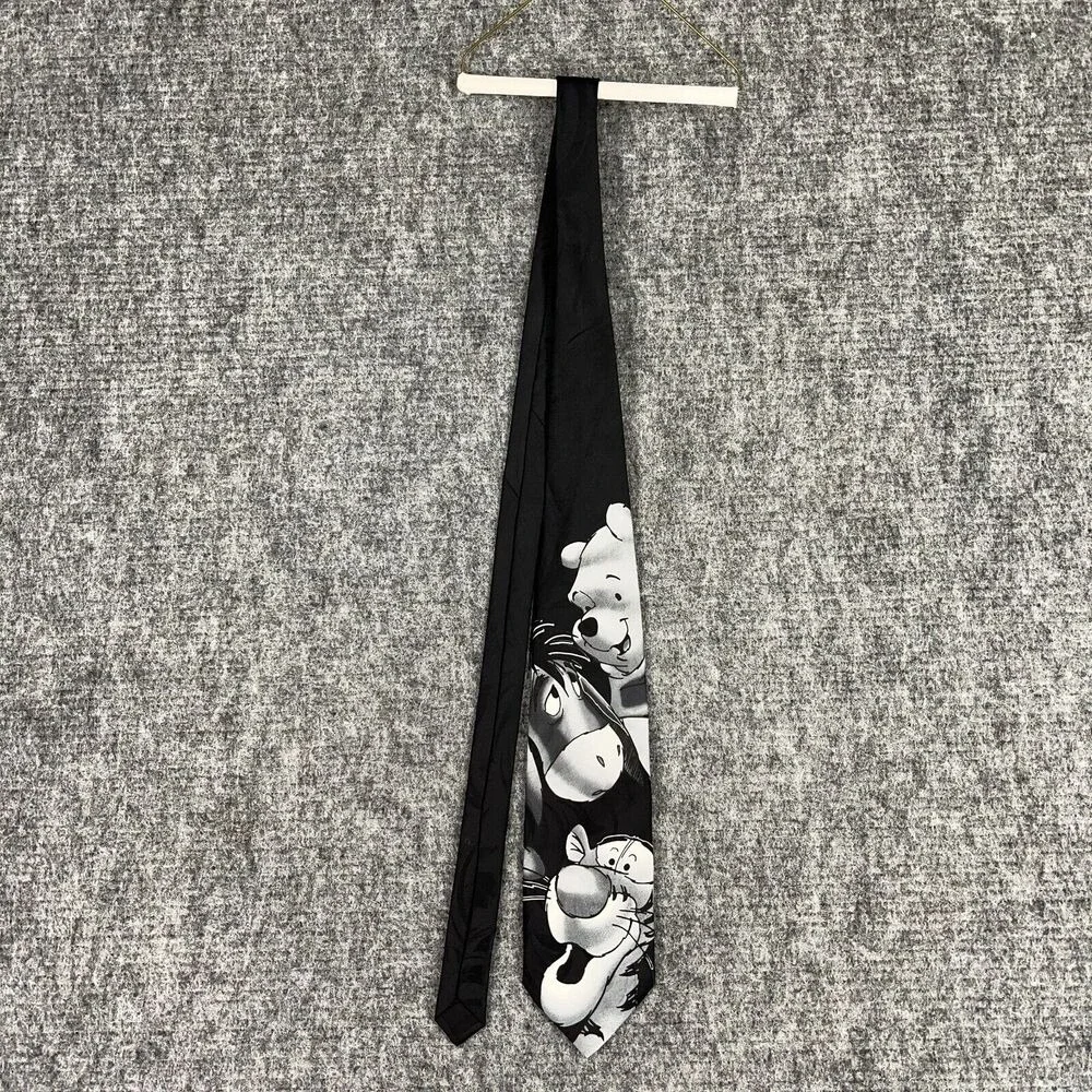 Winne Pooh Tie Mens 56